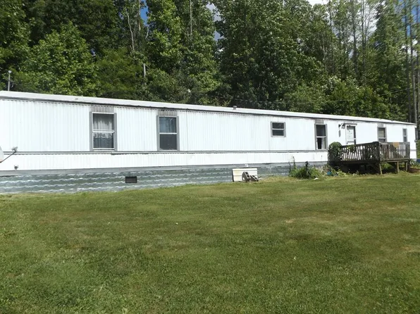 239 Little Bit Rd, Hillsville, VA 24343