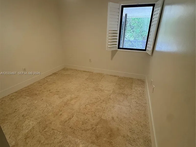 13932 Kendale Lakes Dr #13932 — Photo 18