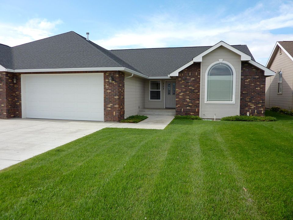 802 South 88th Ave. Yakima, WA 98908