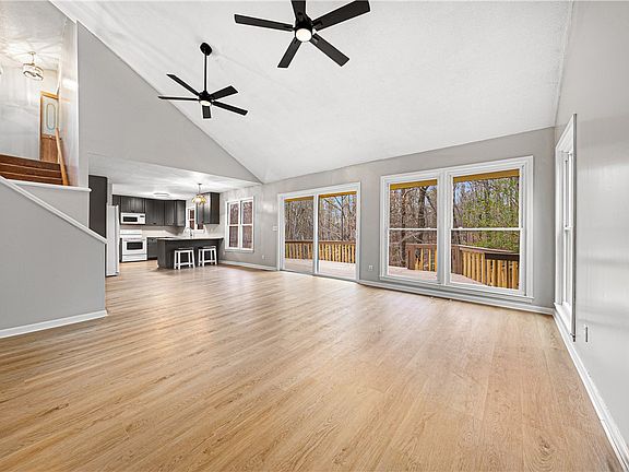 4th image of 251 Cherokee Dr