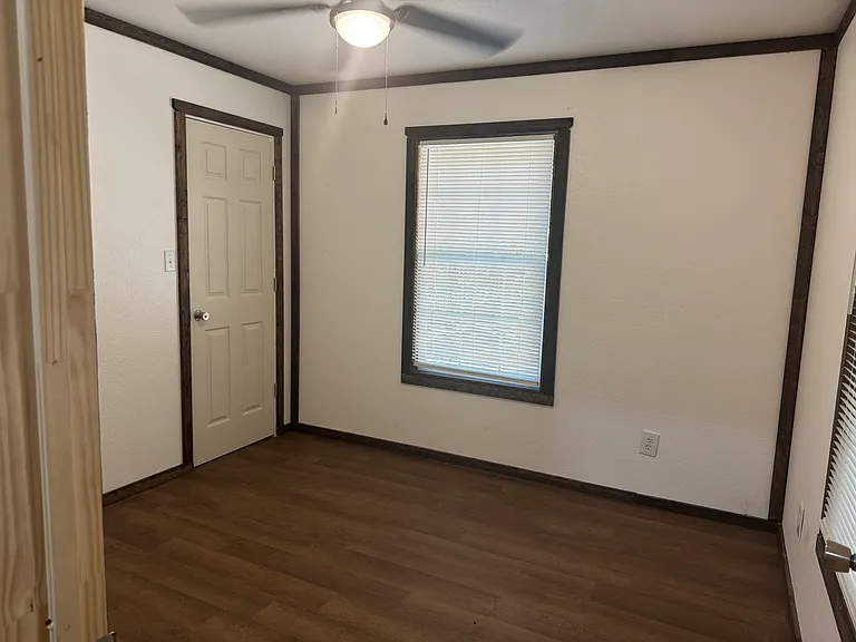 5890 FM 1520 #18 — Photo 17