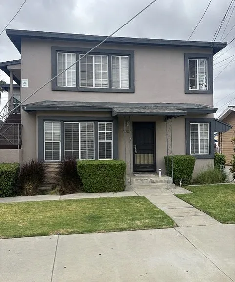 16713 Ardmore Ave #16713 — Photo 1