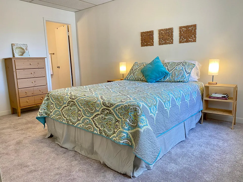 105 Allen Ave #60