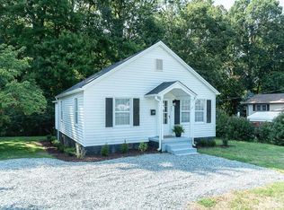 503 N 1st St, Mebane, NC 27302