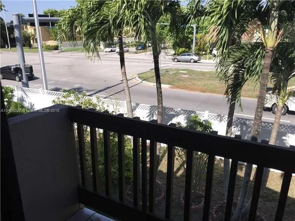 13679 SW 62nd St #205-205-5, Miami, FL 33183