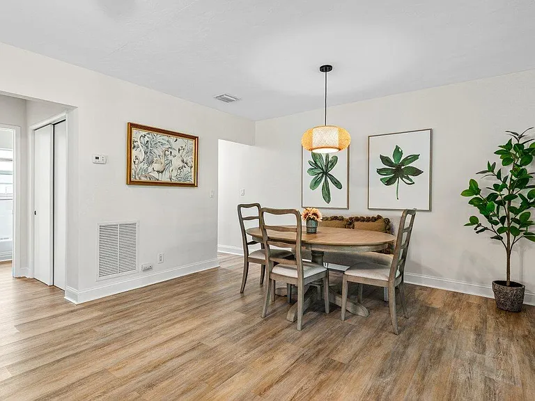 617 NE 9th Ave #71 — Photo 8