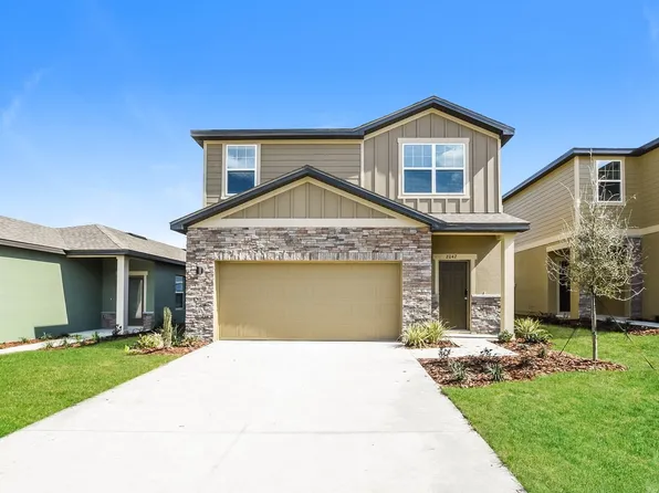 2042 Hemingway Cir, Groveland, FL 34736