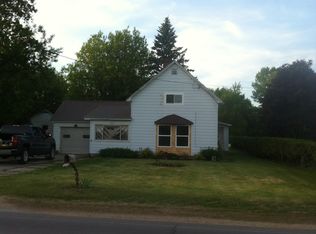 28 Locust Street, Champlain, NY 12919