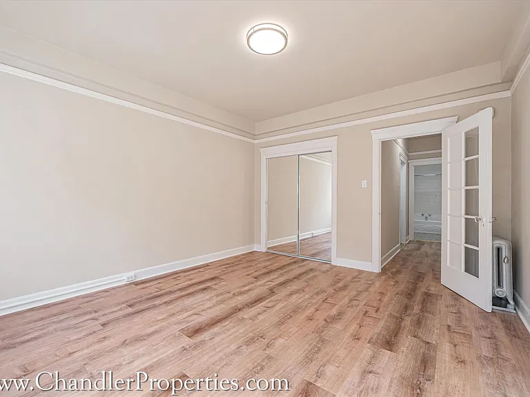 729 Leavenworth St — Photo 3