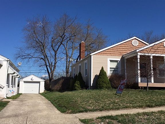 2nd image of 18 N Riverview Dr