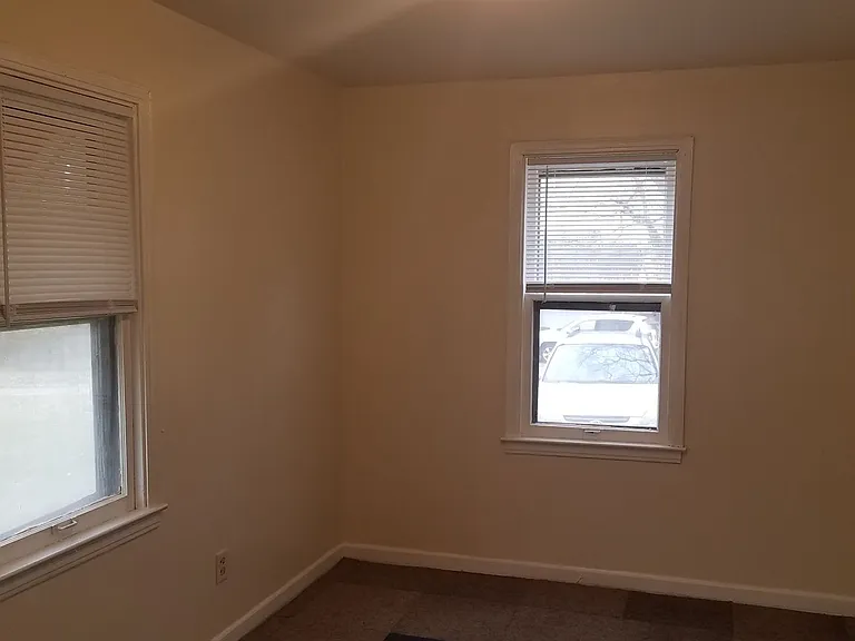 2350 Germantown St — Photo 9