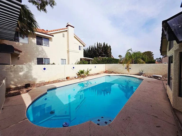 2920 Setting Sun St — Photo 46