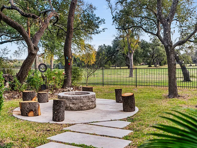 11532 Spicewood Pkwy — Photo 15