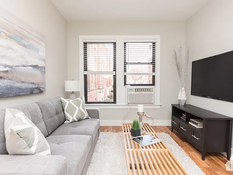 2915 N Mildred Ave #2 — Photo 7