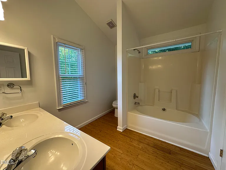 1612 Farmington Grove Dr — Photo 18