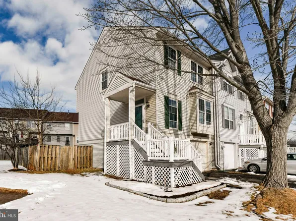 21780 Rockwood Ter, Sterling, VA 20164