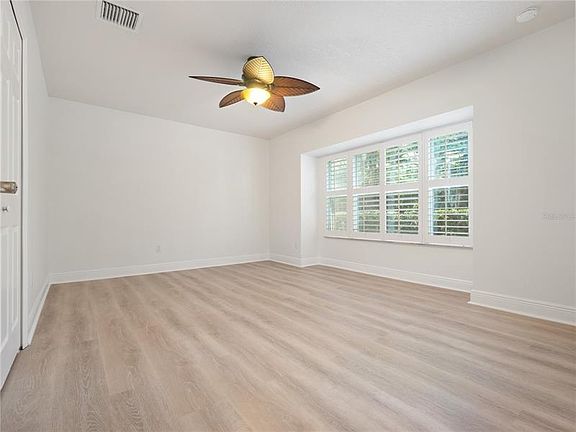 5th image of 70 Palmer Ave
