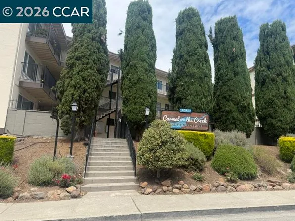 1743 Carmel Dr APT 19, Walnut Creek, CA 94596