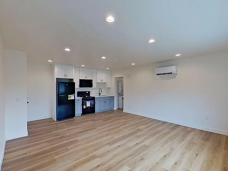 829 N Garfield St — Photo 98