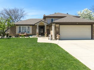 60 N Prairie Dr, Addison, IL 60101