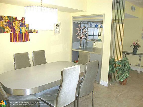 5th image of 7200 Radice Ct APT 306