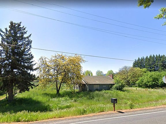3rd image of 2525 Scenic Ave