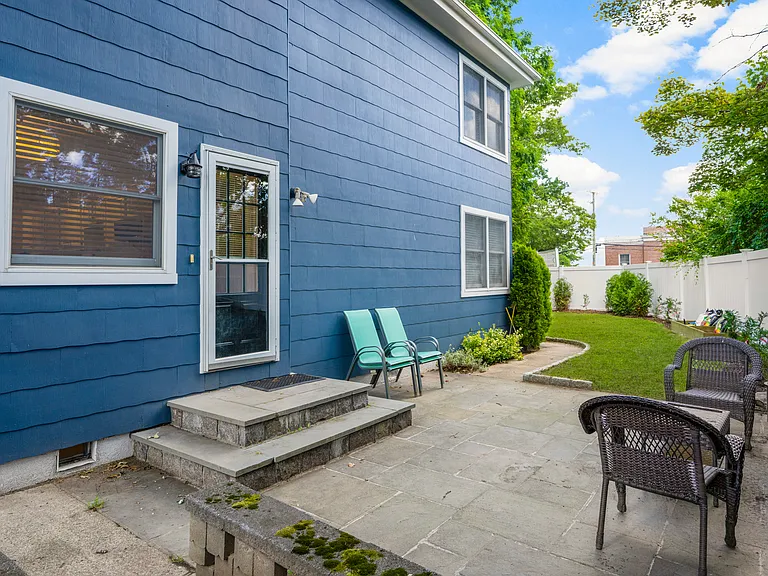 315 Maple Ave — Photo 7