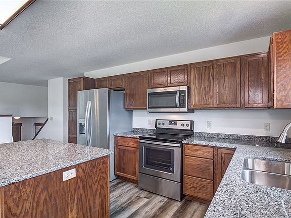 5th image of E5504 730th Avenue
