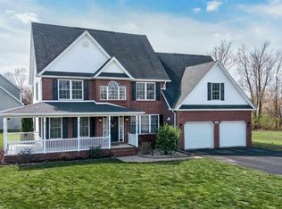 7371 Pinecroft Cir, Terre Haute, IN 47802