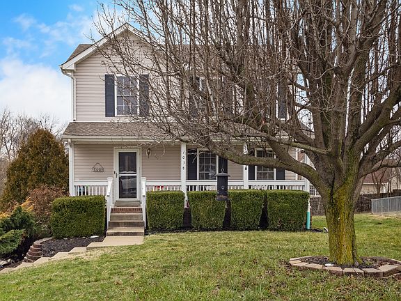 3rd image of 1038 Periwinkle Pl