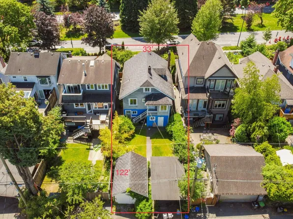 3149 King Edward Ave W, Vancouver, BC V6L 1V4