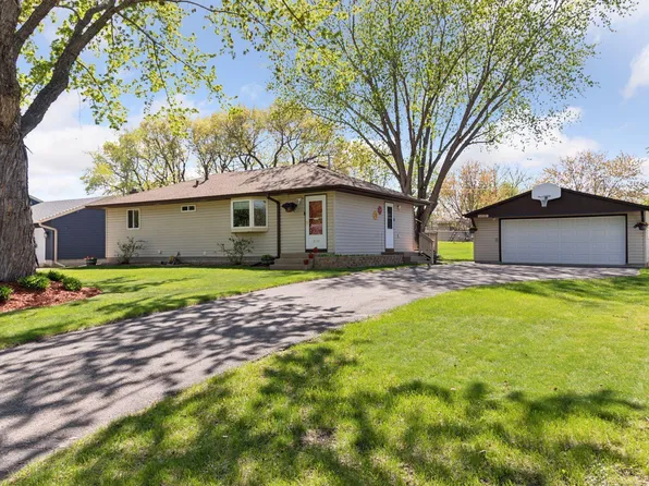 12132 Monroe St NE, Blaine, MN 55434