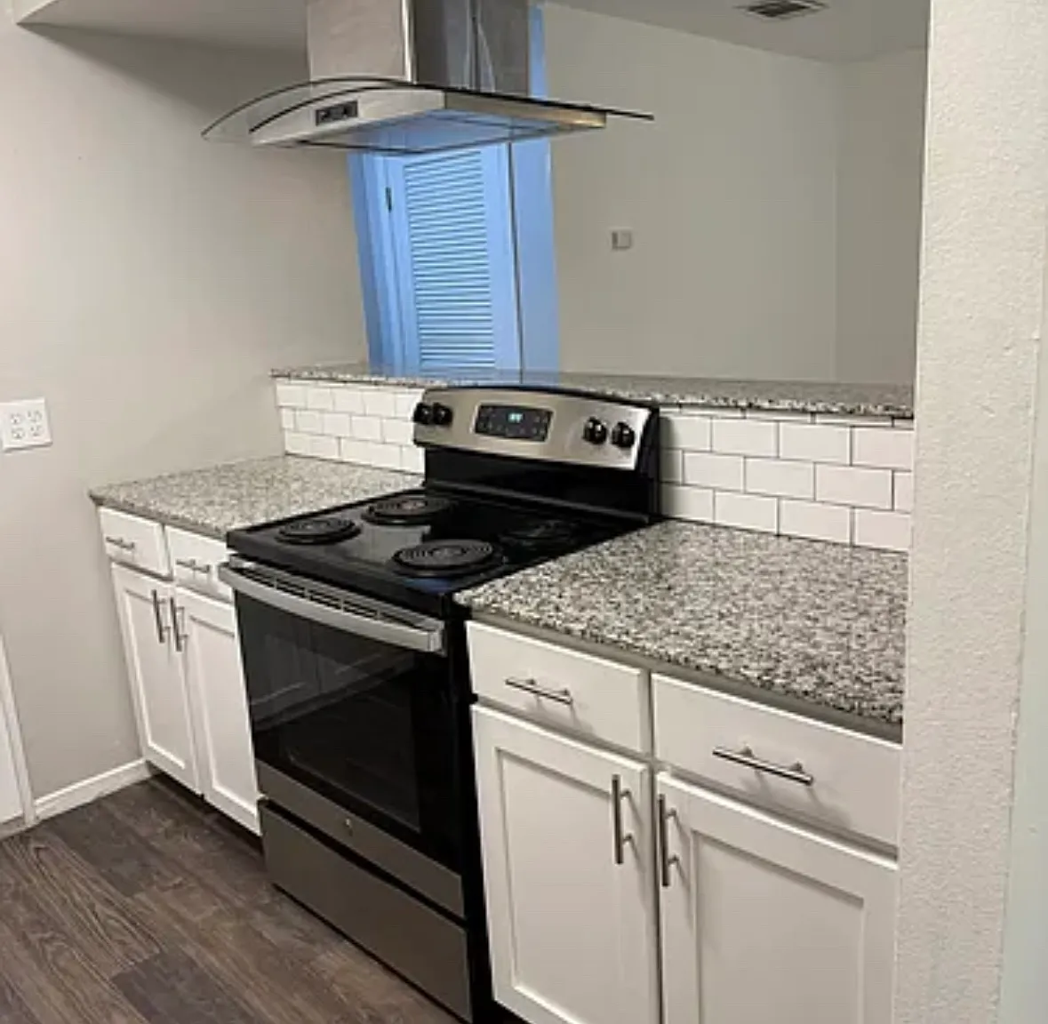 2 bed, 750 sqft, $1,625 — Photo 3