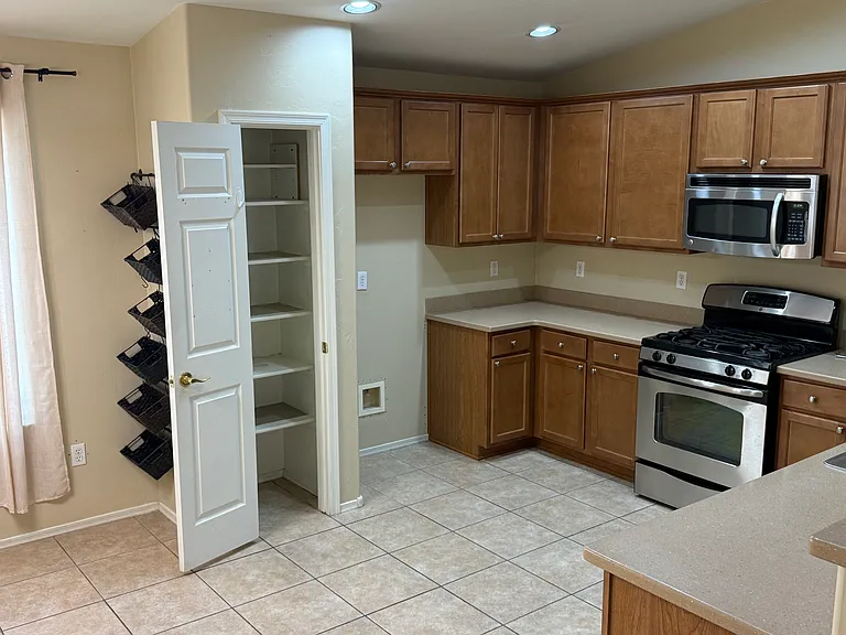 7154 S Shipmans Tale Ct — Photo 6