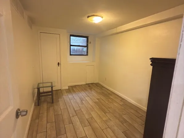 24-23 82nd Street image 2 of 6