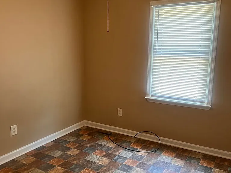 1413 Bobby L Davis Blvd — Photo 10