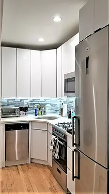 Rented by Buchbinder & Warren | media 5