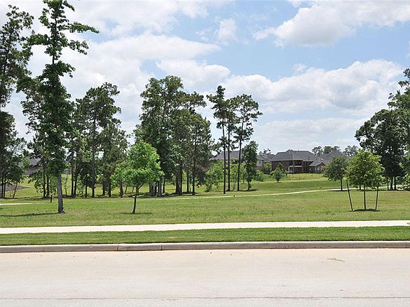 This is the view from your front door - launch your kayaks right across from your house!