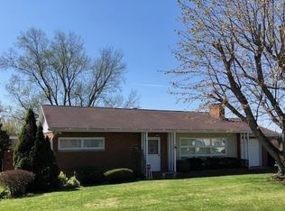 316 Comanche Dr, Belle Vernon, PA 15012