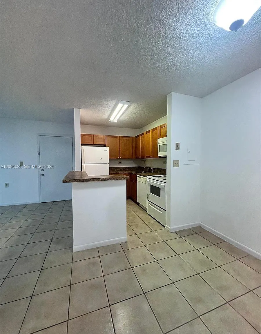 Villa Bellini Condo — Photo 1