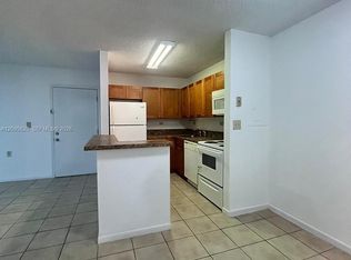 6975 NW 179th St APT 202, Hialeah, FL 33015