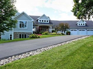 3000 N Bayview Ln, McHenry, IL