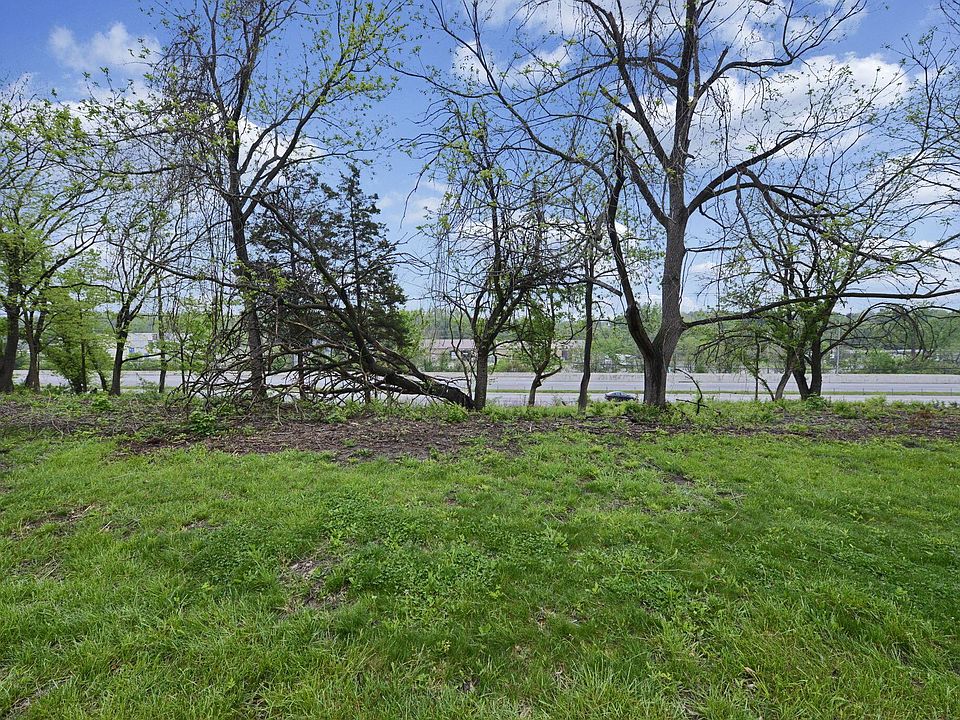 1st image of 0 Plum Rd NW Lot 4