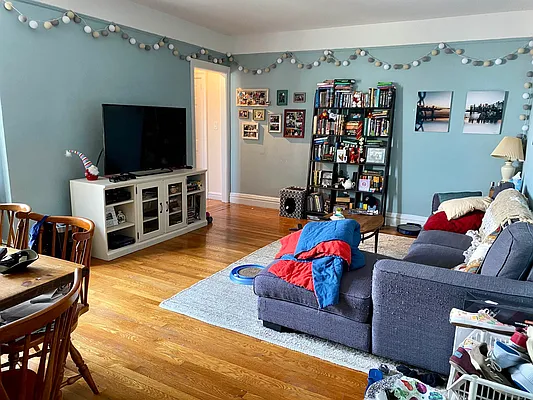 Rented by Rentiko Inc | media 8