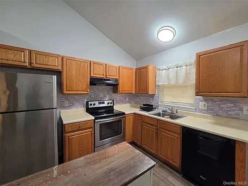 706 Tower Ave #B Photo 1 706 Tower Ave #B Photo 1