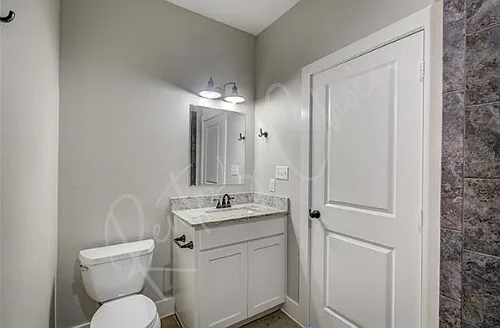 703 Maple St #1 — Photo 2
