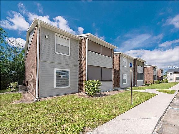 2nd image of 1400 Gandy Blvd N Unit 516