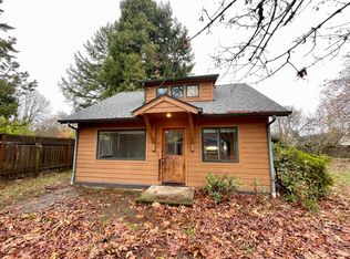 255 W Myoak Dr UNIT B, Eugene, OR 97404