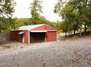 1261 Mud Hollow Rd, Hendersonville, TN 37075