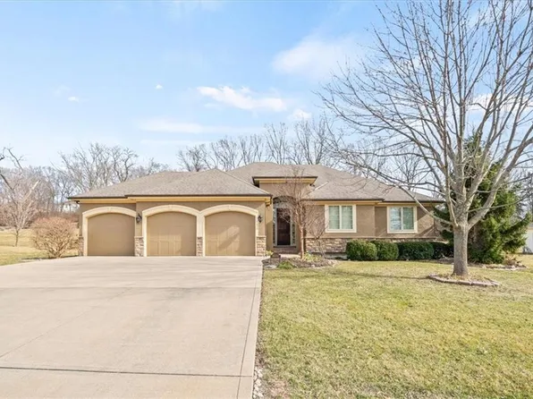 1606 Whispering Rdg, Pleasant Hill, MO 64080